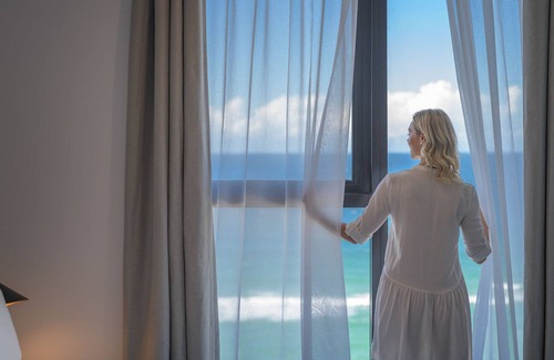Surfers Paradise Apartment | Meriton Suites Surfers Paradise
