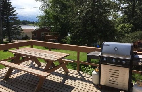 Prince Edward Ski Chalet | Merland Park Cottages - Chalet 5