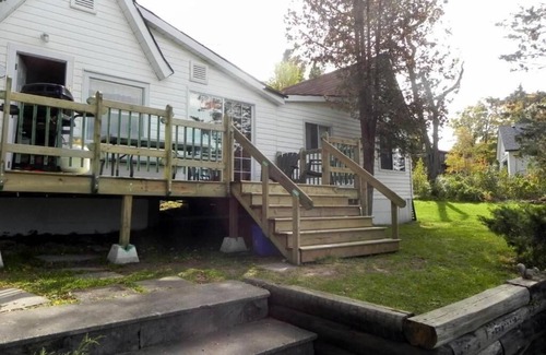 Prince Edward Ski Chalet | Merland Park Cottages - Chalet 8