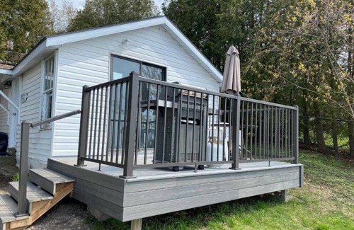 Prince Edward Ski Chalet | Merland Park Cottages - Chalet 1