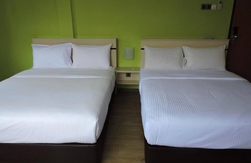 Historic George Town Hotel | Merlin Hotel