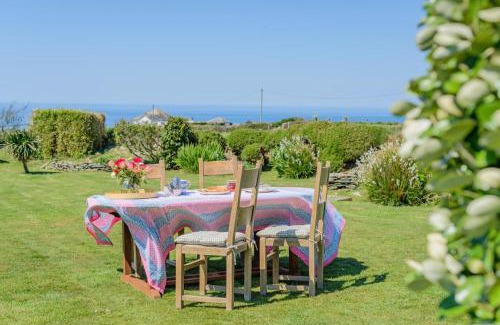 Tintagel House | Merlins Cottage - Tintagel