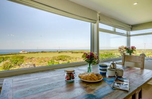Tintagel House | Merlins Cottage - Tintagel