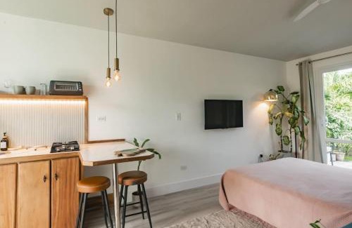 Las Escobas del Venado House | Mermade Suite - Blue Venao