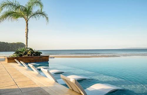 Las Escobas del Venado House | Mermade Suite - Blue Venao