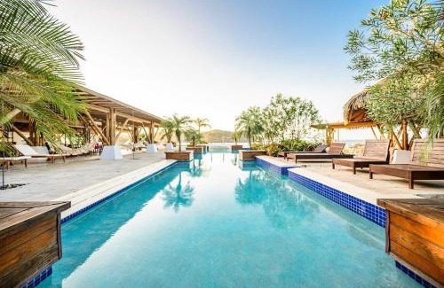 Las Escobas del Venado House | Mermade Suite - Blue Venao