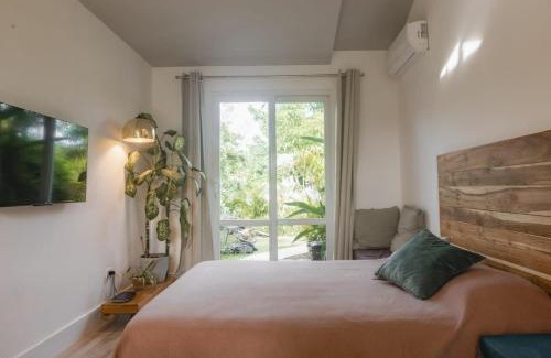 Las Escobas del Venado House | Mermade Suite - Blue Venao