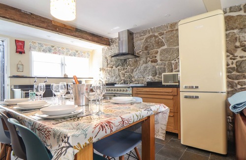 Mousehole Cottage | MERMAID COTTAGE, family friendly, with open fire in Mousehole