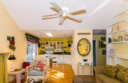 Ocean Ridge House | Mermaid Cottage