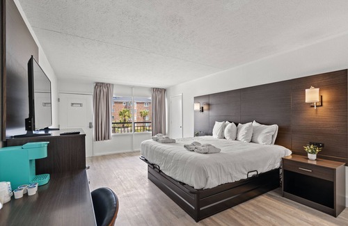 Myrtle Beach Hotel | Mermaid Inn