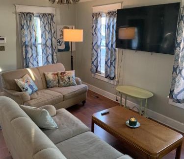 Norfolk - Virginia Beach House | Mermaids & Mutts bungalow