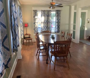 Norfolk - Virginia Beach House | Mermaids & Mutts bungalow