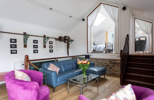 Newtownards House | Merok Mill House, Luxury accommodation for 4 persons. 2 x king or 1 King + 2 sng