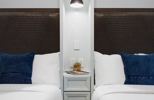 Theater District Hotel | Merrion Row Hotel and Public House