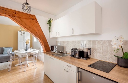 Arts-et-Metiers Apartment | Merveil Family Suites - Martin V-VI