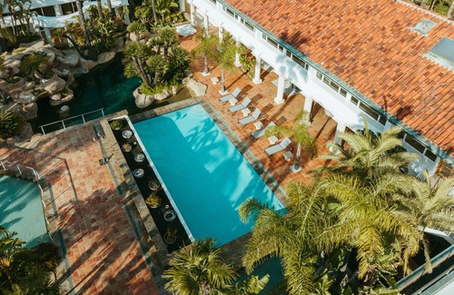 Cowan Heights Villa | Mesa Bella: 26K sqft. private celebrity hilltop resort