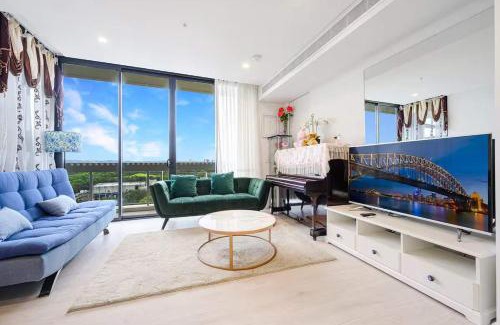 Lidcombe Apartment | MetawiseBnB Executive 2-Bedroom Stadium View Apartment W Parking