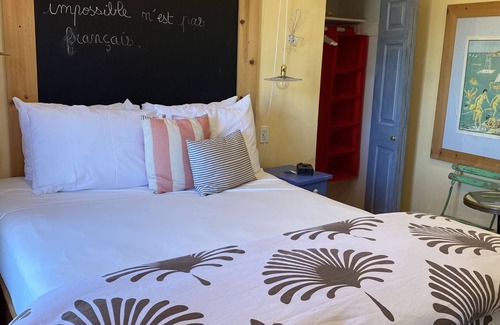 Petaluma Hotel | Metro Hotel and Cafe