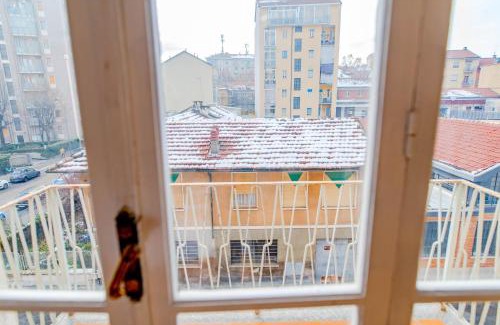 Parella Apartment | Metro Line, AC, gruppi, CASA WHITE METRO
