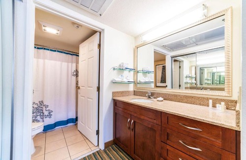 North Mountain Apartment | Metro PHX Downstairs 2bd sleeps 6 modern design best location amenities