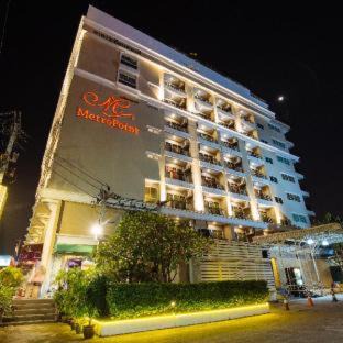 Ramkhamhaeng Hotel | Metro Point Bangkok