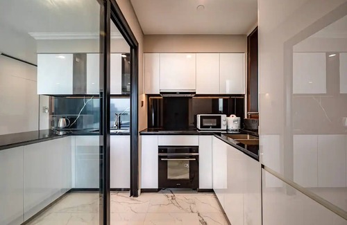 Thu Thiem Apartment | Metropole Complex By KVG Suite Apartment