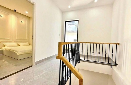 Thu Thiem Apartment | Metropole Sovereign Waterside Retreat