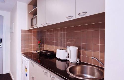 Chinatown Apartment | Metropolis Queen Studio with Indoor Pool Balcony