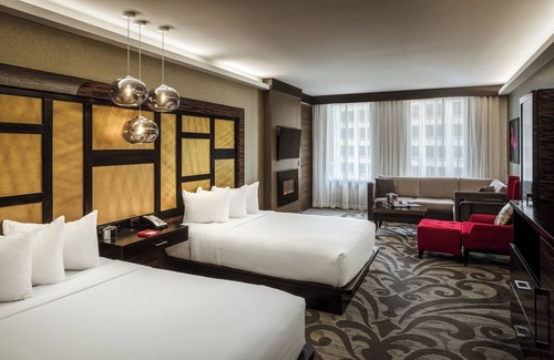 Gateway District Hotel | Metropolitan at The 9, Autograph Collection