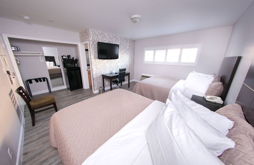 Westlake South Hotel | Metropolitan Inn & Suites