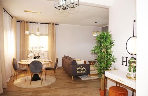 Yaounde Apartment | Meublé chic à Ahala avec groupe électrogène