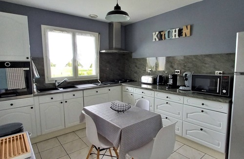 Lege-Cap-Ferret House | Meublé de tourisme 3 *, terrace and fenced garden.