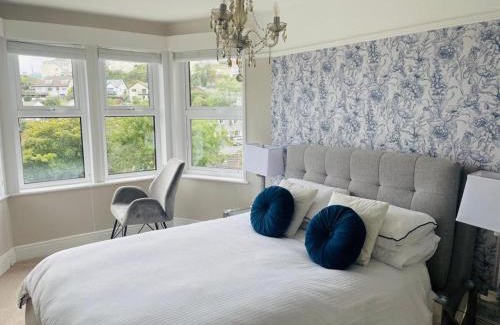 Mevagissey House | Mevagissey Holiday Home - sea view and parking
