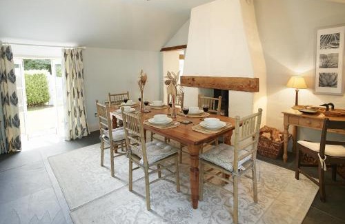 Helston House | Mews Cottage