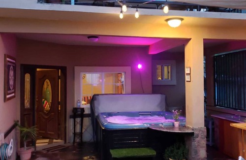 Primo Tapia House | Mexican house! Relaxing with Jacuzzi 3 minutes from the beach