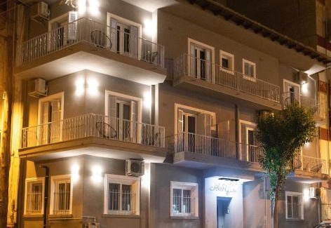 Thessaloniki Apartment | MeYia studios