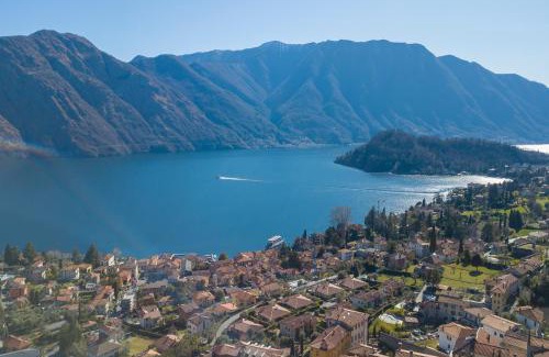 Azzano Apartment | Mezzegra Appartamento Le ERE