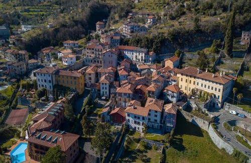 Azzano Apartment | Mezzegra Appartamento Le ERE