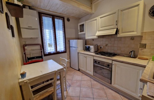 Sant' Ambrogio Apartment | Mezzo 8 in Firenze With 2 Bedrooms and 1 Bathrooms