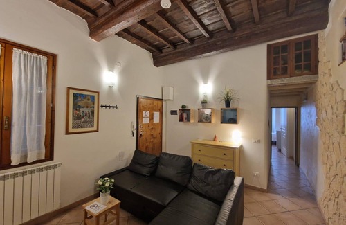 Sant' Ambrogio Apartment | Mezzo 8 in Firenze With 2 Bedrooms and 1 Bathrooms