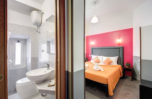 Salario Hotel | MF Hotel