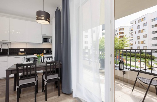 Praga Poludnie Apartment | Międzyborska 10B | Spacious Apartment | Parking