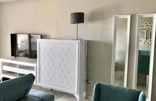 Sitio de Calahonda Apartment | MI CAPRICHO 15 BEACHFRONT APARTMENT