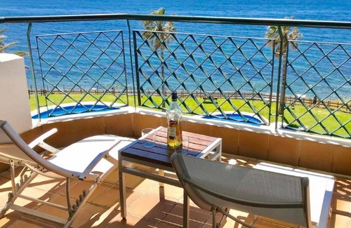 Sitio de Calahonda Apartment | MI CAPRICHO 15 BEACHFRONT APARTMENT