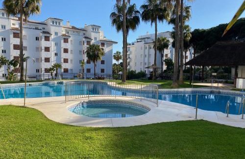 Sitio de Calahonda Apartment | Mi Capricho Apartment with Sea Views and Gardens