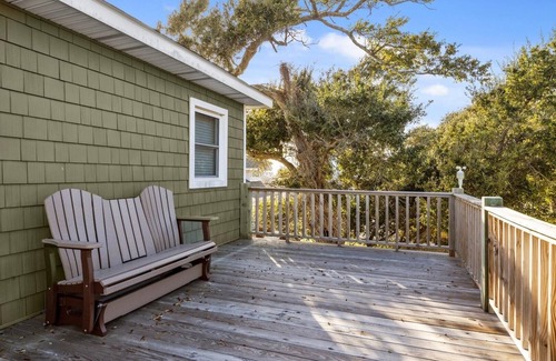 Harkers Island Condo | Mi Faro 2 Bedroom Duplex by RedAwning