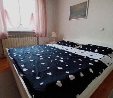 Canton 10 Apartment | Mia