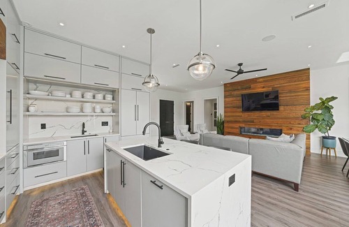 Emerald Waters Village House | Mia-Mar Villa - Luxurious Pet-Friendly Vacation Rental with Private Pool in Miramar Beach
