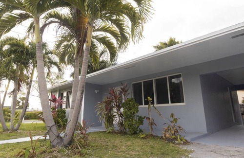 Golden Glades House | 💙Miami💙2 BD Gem 💙Self Check-In💙Free Parking