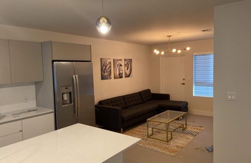 Ojus Apartment | Miami (Aventura) IN FRONT OF AVENTURA MALL